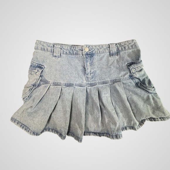 Forever 21 Dresses & Skirts - Forever 21 Light Wash Denim Cargo Pleated Mini Skirt Y2K Skater Skort Large